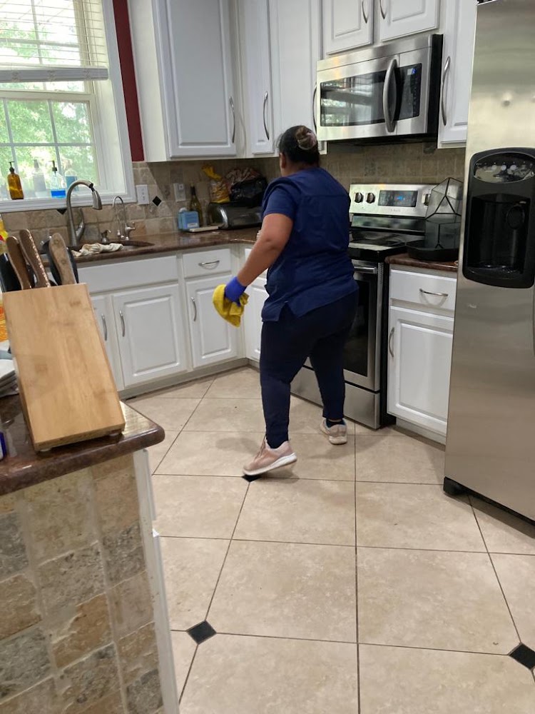 Ely's House Cleaning Services LLC